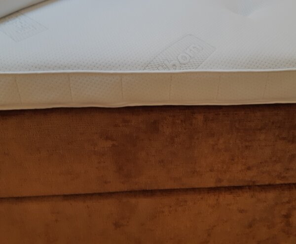 Boxspring Gentle 005.jpg